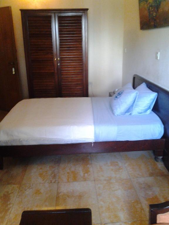 Hotel Georgia 阿克拉 外观 照片