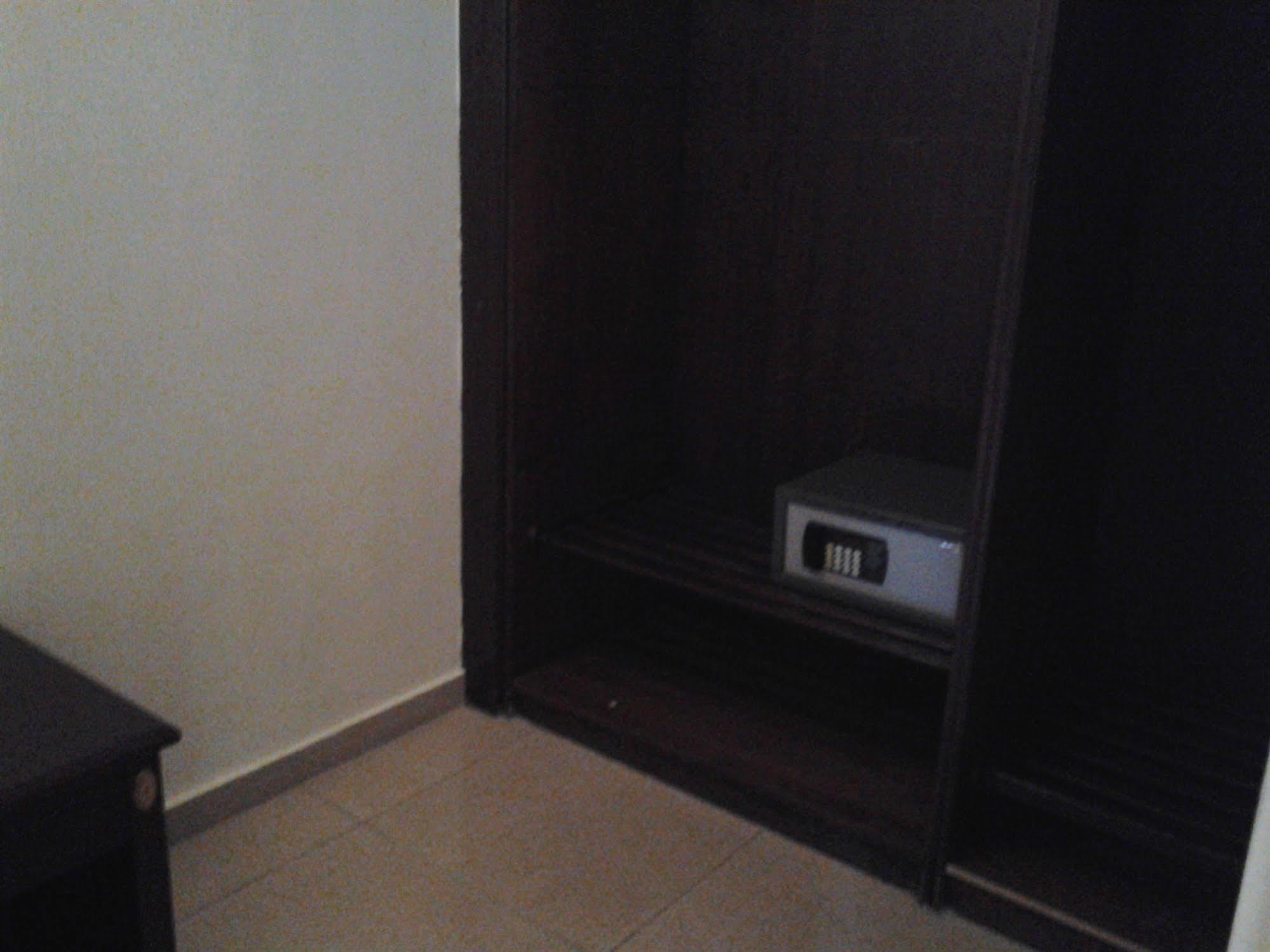 Hotel Georgia 阿克拉 外观 照片