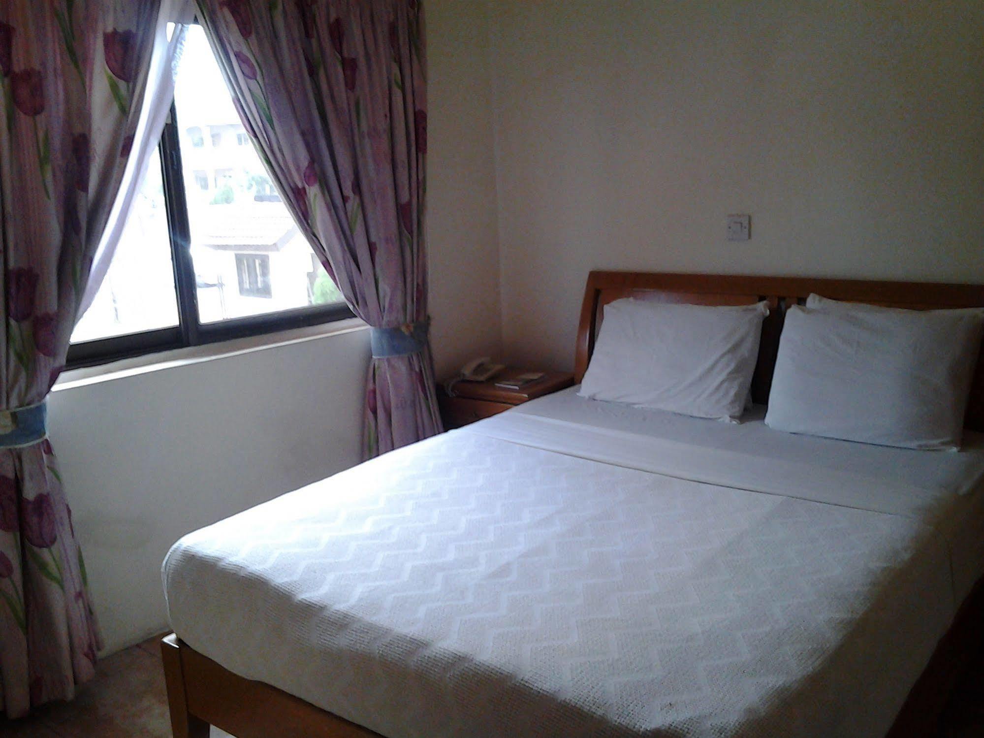 Hotel Georgia 阿克拉 外观 照片