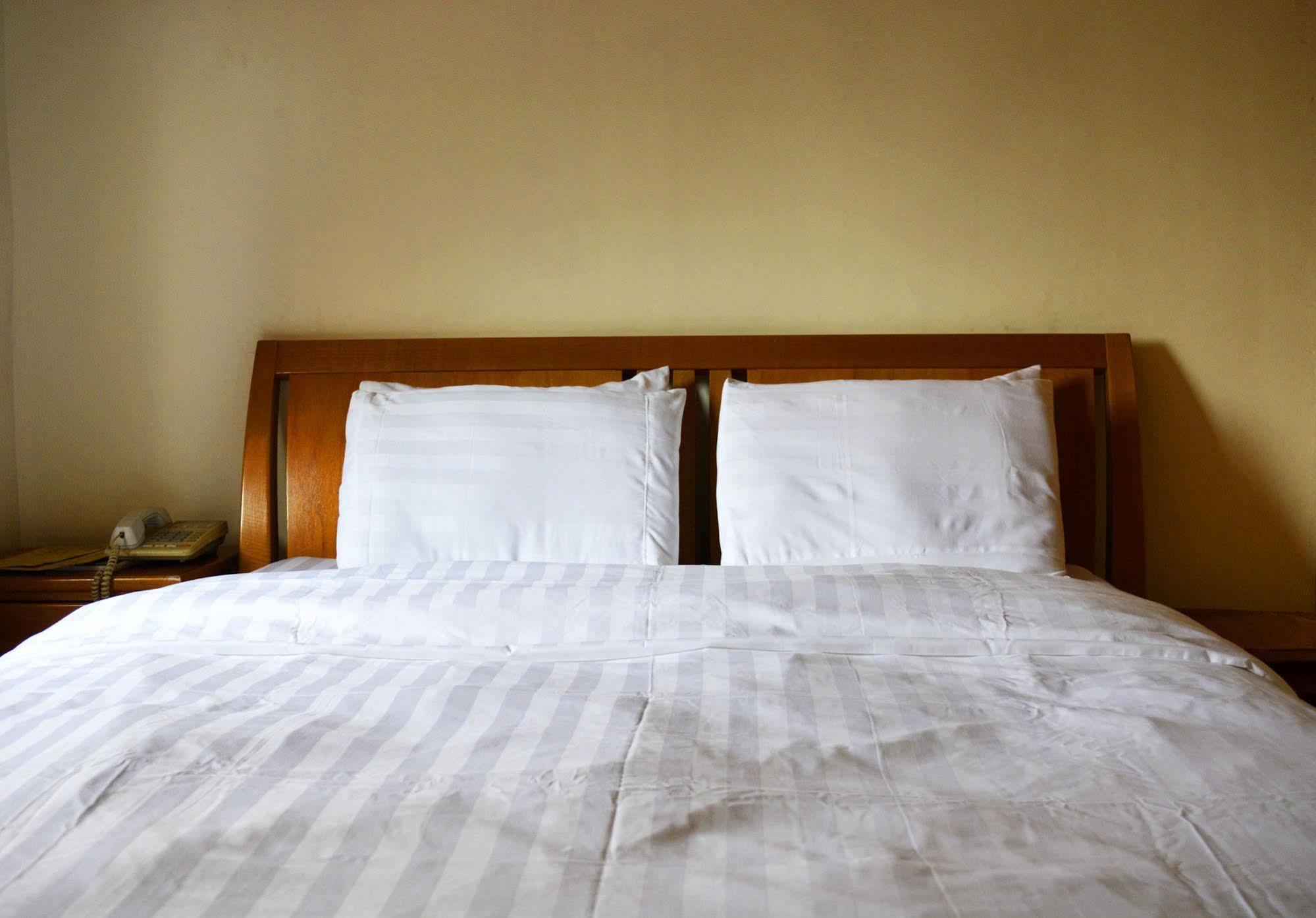 Hotel Georgia 阿克拉 外观 照片