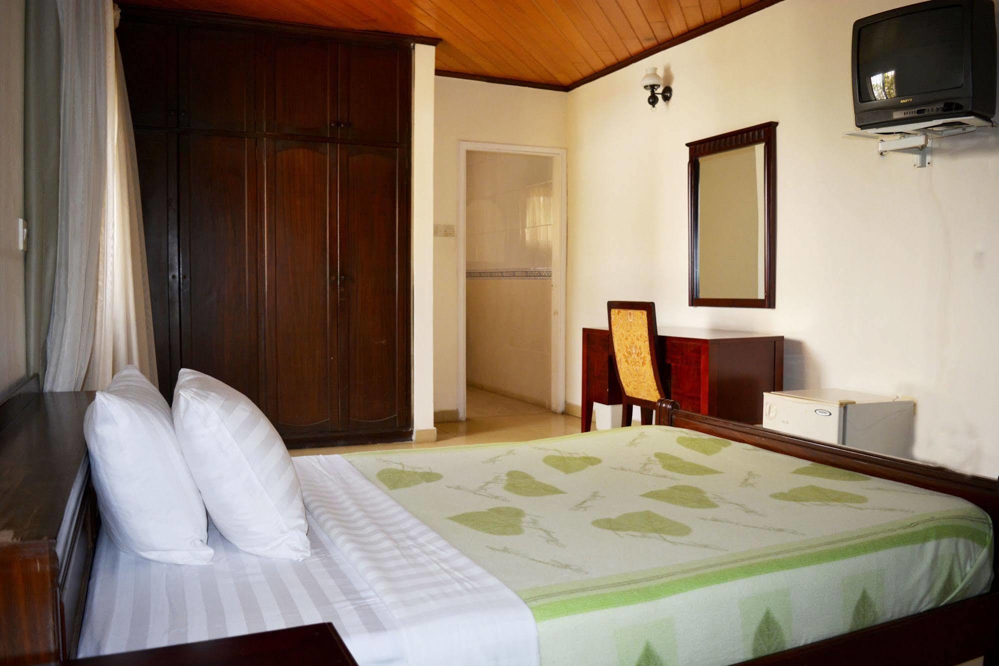 Hotel Georgia 阿克拉 外观 照片