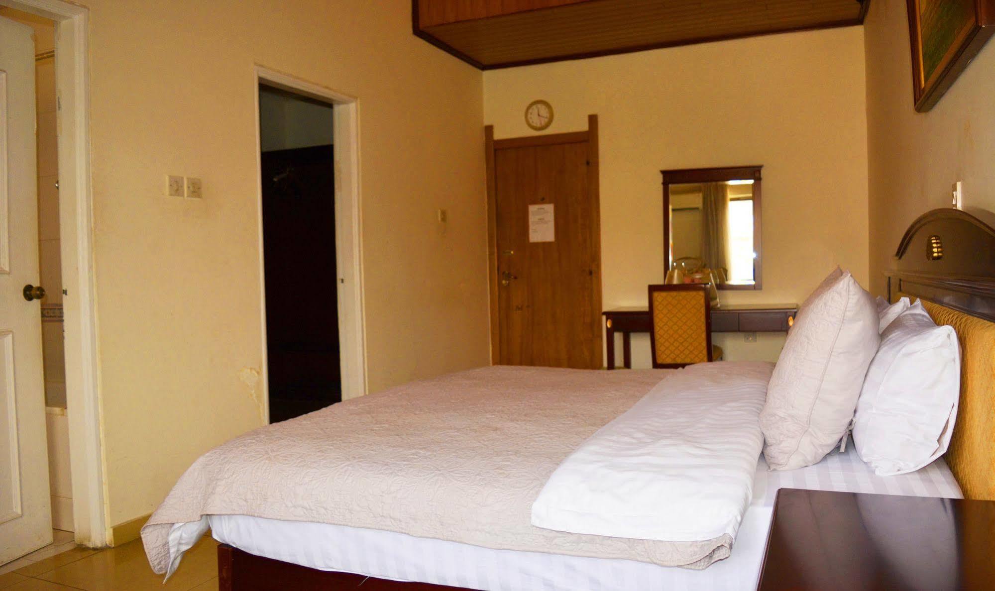 Hotel Georgia 阿克拉 外观 照片