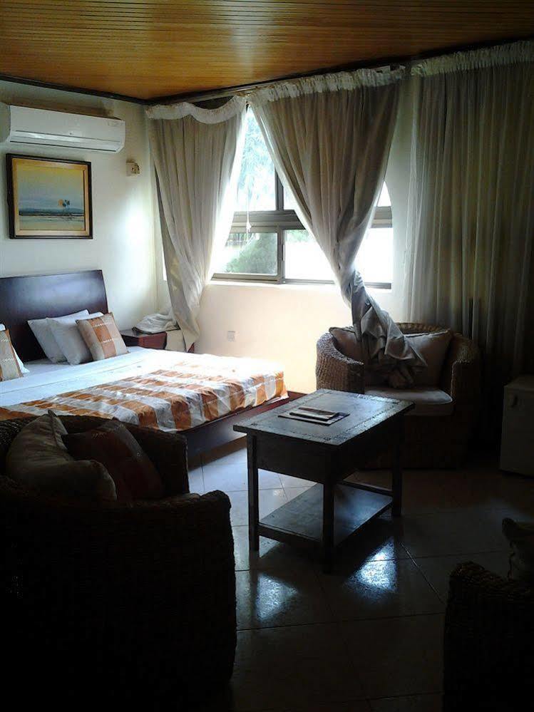 Hotel Georgia 阿克拉 外观 照片
